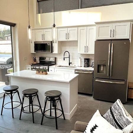 Brand New Upscale Home- Best Location! Whitefish Zewnętrze zdjęcie