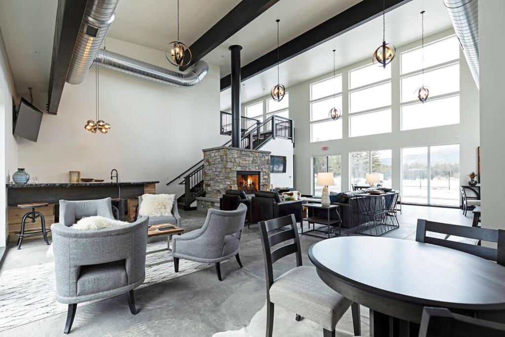 Brand New Upscale Home- Best Location! Whitefish Zewnętrze zdjęcie