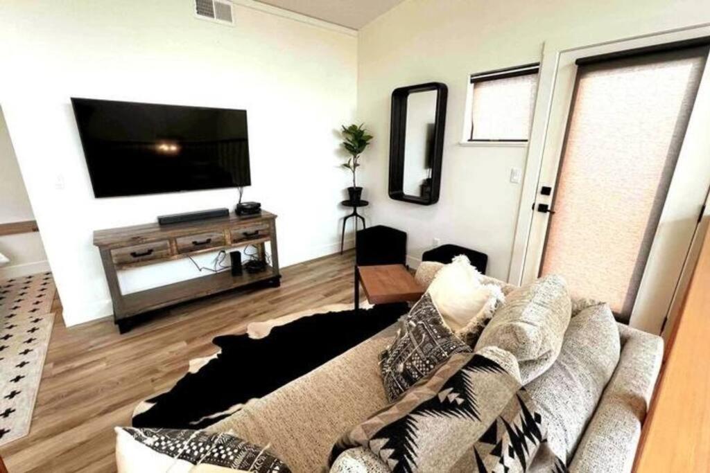 Brand New Upscale Home- Best Location! Whitefish Zewnętrze zdjęcie